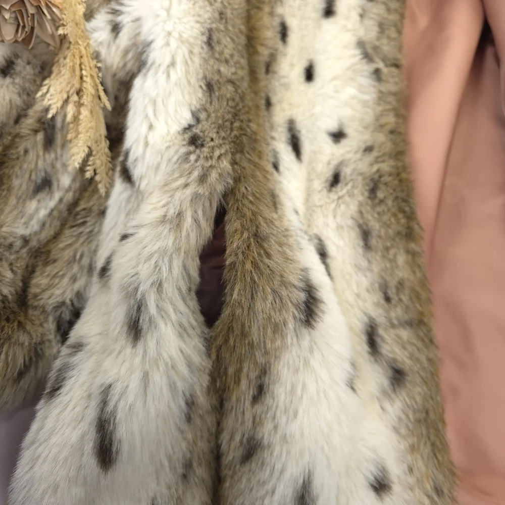 Style VI Ltd Fur Coat -type unknown- Women's One Size - Picture 10 of 14